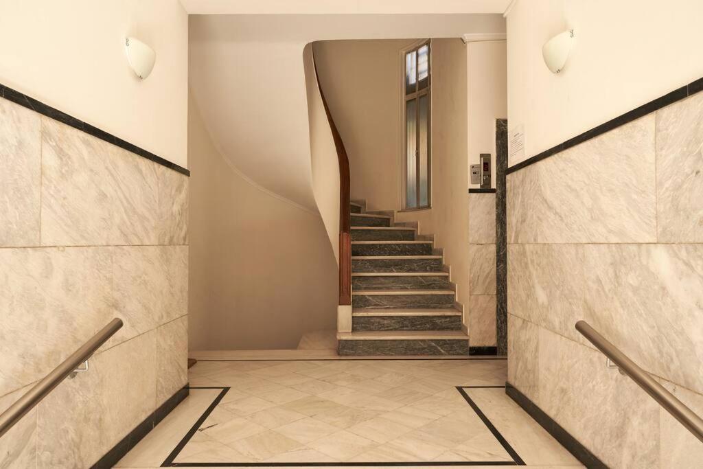 Sleeping With The Ancient Gods In Koukaki Apartment Athens Exterior photo