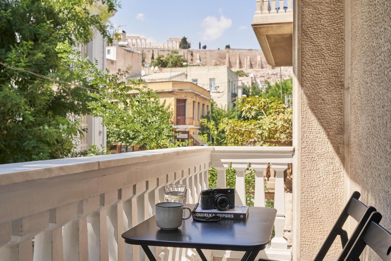 Sleeping With The Ancient Gods In Koukaki Apartment Athens Exterior photo